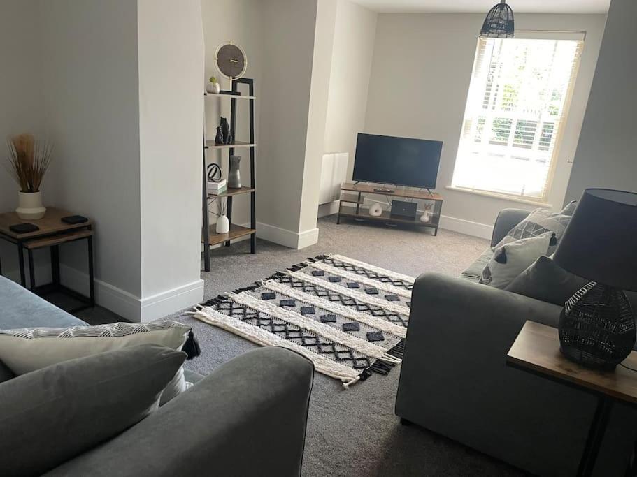 Oak House - 3Bed Townhouse With Free Parking In The Town Centre By Shortstays4U Кингс-Линн Экстерьер фото